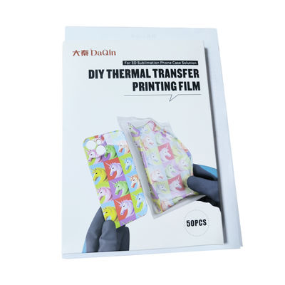 Filme de transferência térmica tamanho A5 é usado para fabricar capas de telefone 3D.