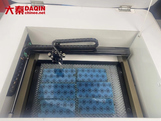 30W 40W 110 V- 220V Máquina de corte CNC de marcação a laser não-metal
