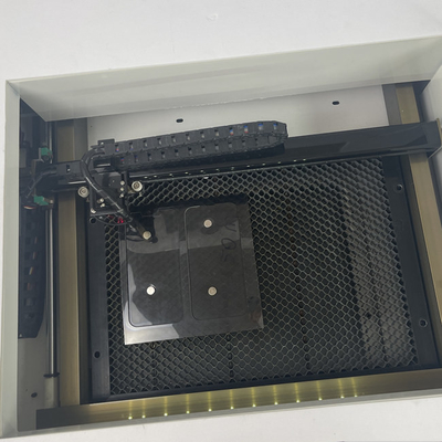 Cortador da etiqueta do laser de Samsung 30w para o protetor de vidro moderado privacidade da tela