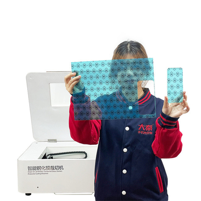 Protector de tela de vidro temperado Film Die Protector de tela inteligente Máquina de corte a laser para telefone móvel