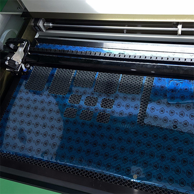 DAQIN 40x100cm CO2 Laser Tube Engraving And Cutting Machine Alta precisão