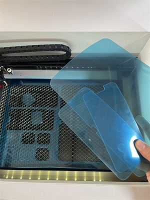 Máquina de corte a laser protetora de tela com suporte a qualquer modelo e forma com fácil modificação e adição de dados de modelo