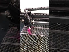 Máquina de corte móvel do protetor da tela